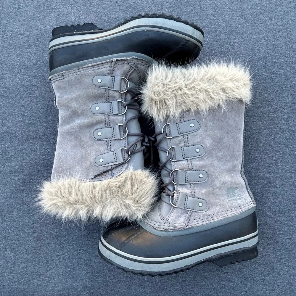 Sorel Joan of Arctic Youth Girls 4 Gray Waterproof Insulated Snow Boots Faux Fur